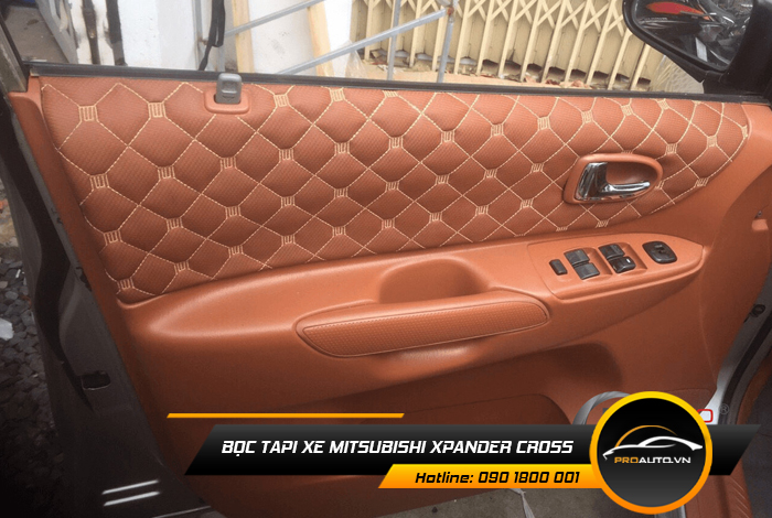Bọc da tapi cửa Mitsubishi Xpander Cross 