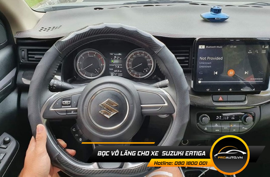 Bọc da vô lăng xe Suzuki Ertiga