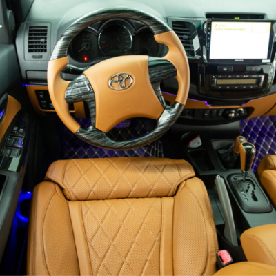 Bọc vô lăng xe Toyota Fortuner