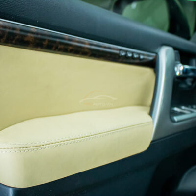 cac vi tri khac can boc da tren xe o to land cruiser 2 1