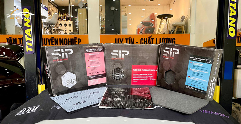 Cách âm chống ồn cho xe Mercedes V220 