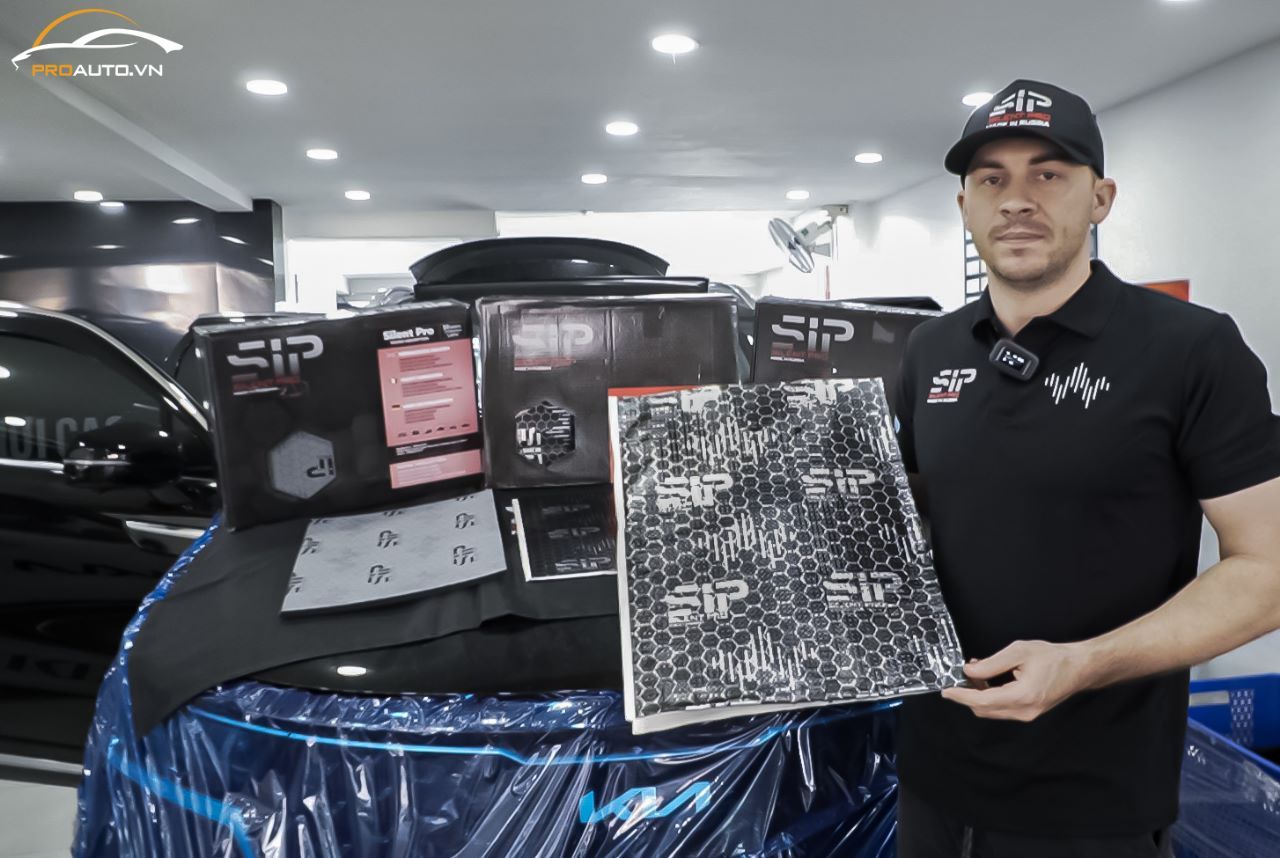 Cách âm chống ồn cho xe Mercedes V250