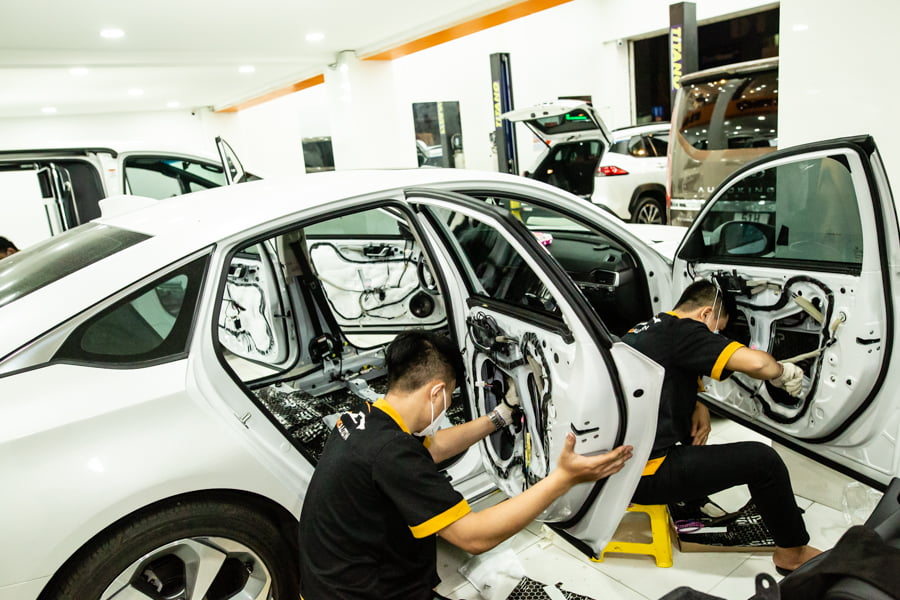 Cách âm cửa xe Honda Accord