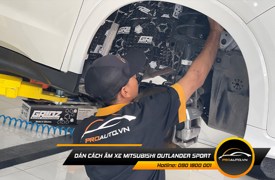 Cách âm chống ồn Outlander Sport vị trí hốc bánh