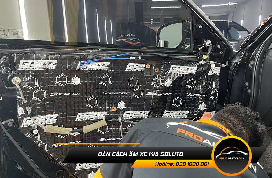 Cách âm chống ồn xe Soluto vị trí cửa