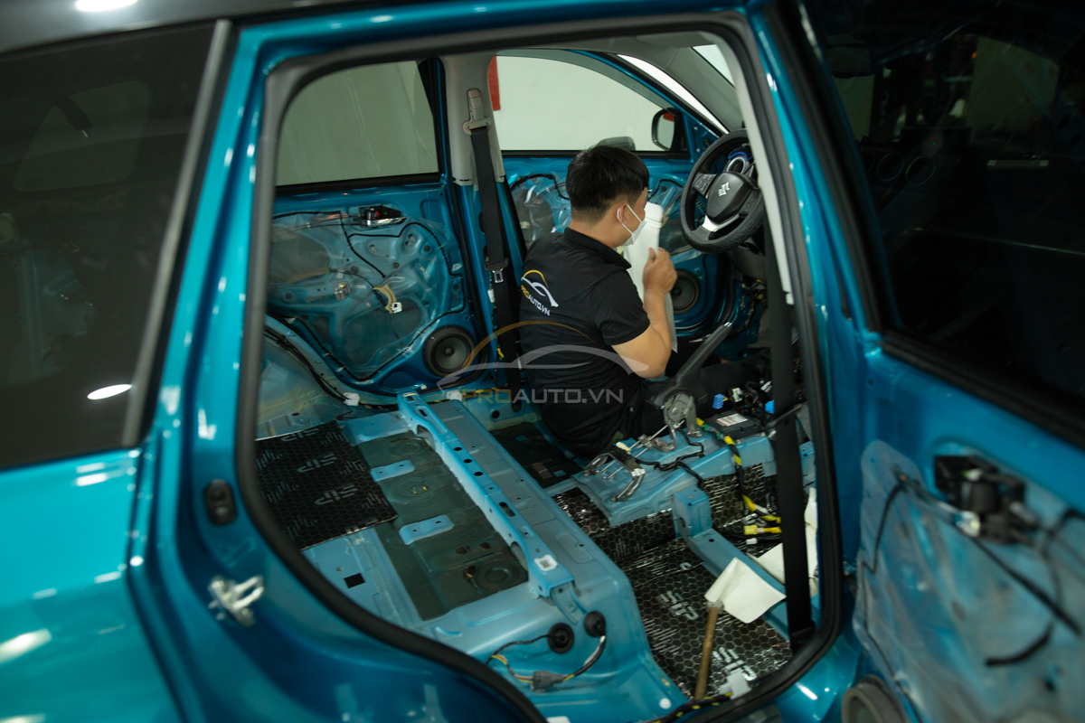 Cách âm chống ồn ô tô Suzuki Vitara