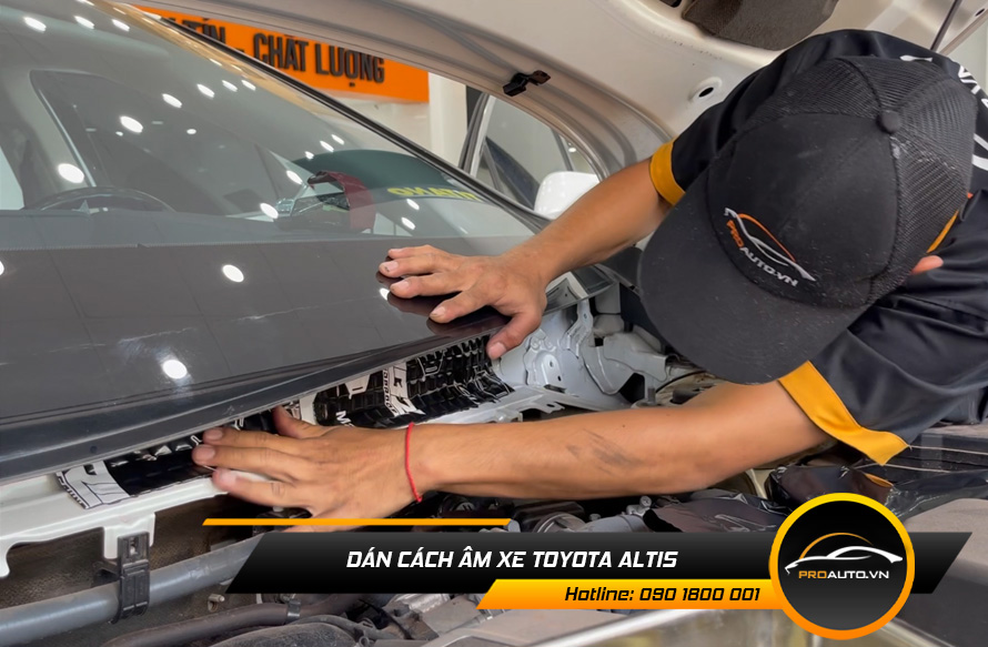 Cách âm chống ồn xe Toyota Altis vị trí khoang máy
