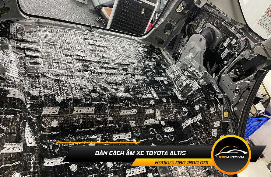 Cách âm chống ồn xe Toyota Altis vị trí sàn