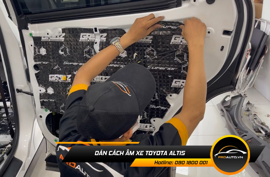 Cách âm chống ồn xe Toyota Altis vị trí cửa