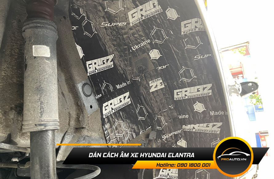Cách âm hốc bánh xe Hyundai Elantra