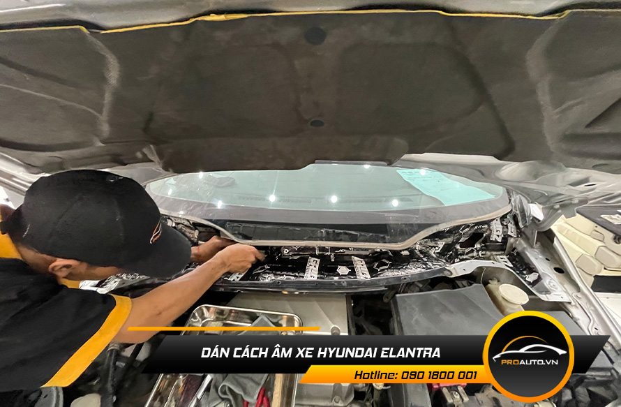Cách âm chống ồn xe Elantra vị trí khoang máy