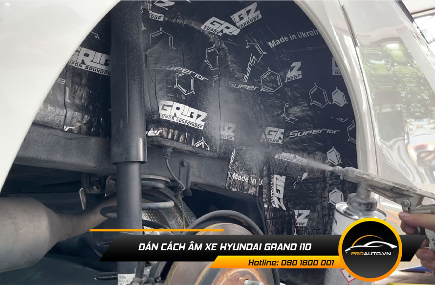 Cách âm chống ồn xe Hyundai Grand i10 vị trí hốc bánh