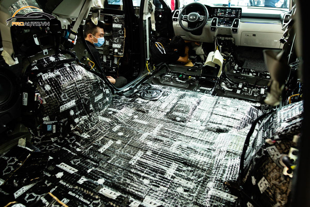 Dán cách âm chống ồn ô tô Sorento