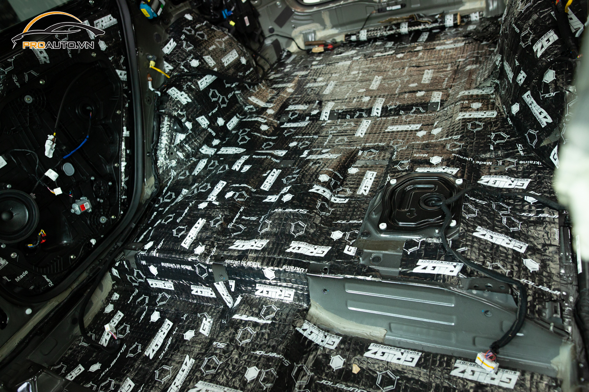 Dán cách âm chống ồn ô tô Sorento