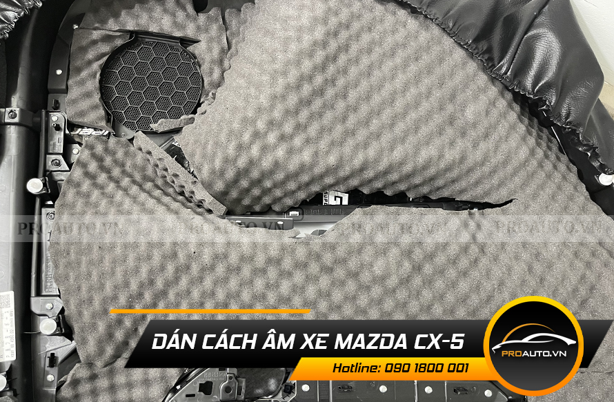Dán vật liệu tiêu âm chống ù xe Mazda CX5