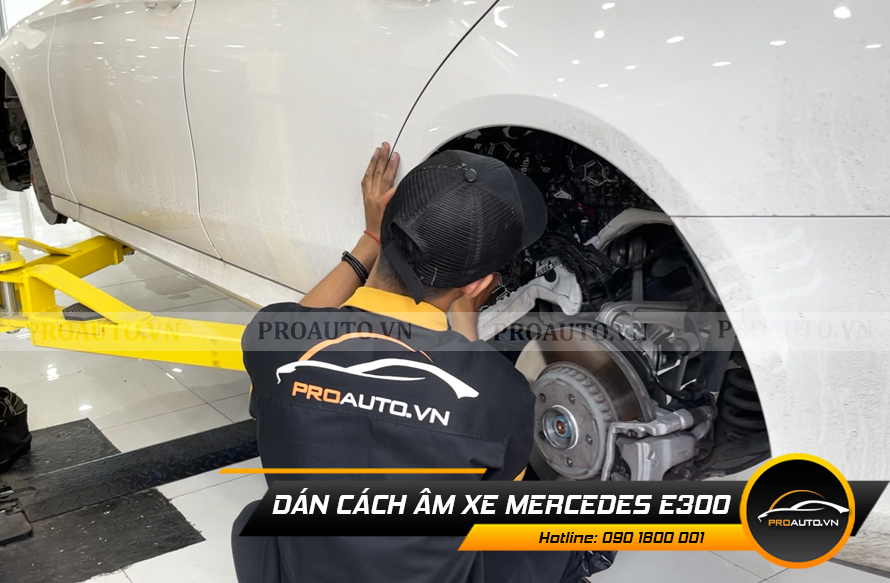 Cách âm chống ồn xe Mercedes E300 vị trí hốc bánh