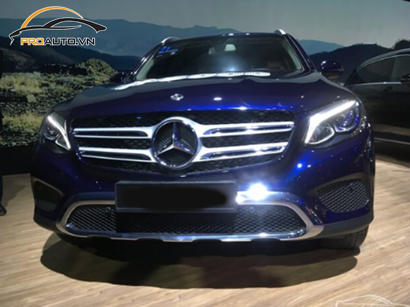 Dán wrap đổi màu xe Mercedes GLC200
