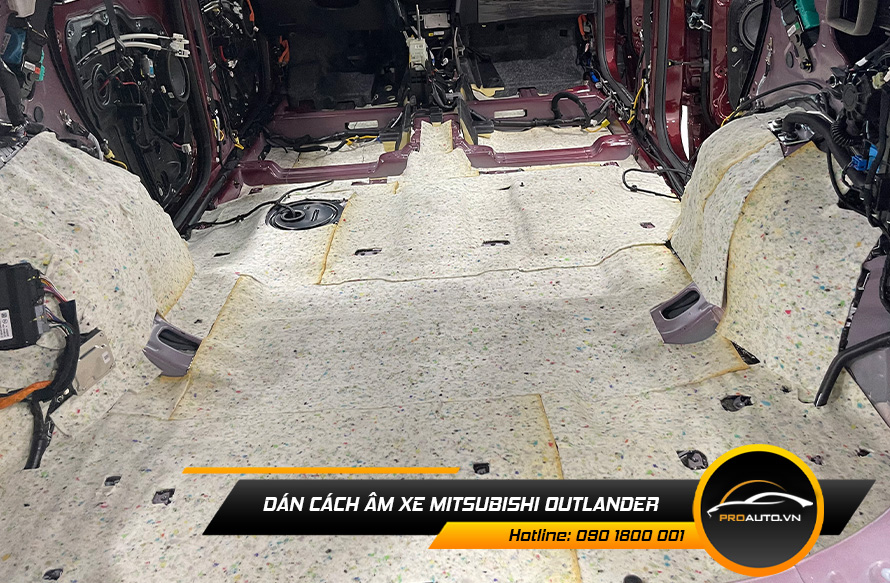 Tiêu âm chống ù xe Mitsubishi Outlander vị trí sàn xe