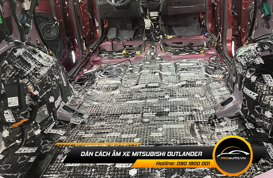 Cách âm chống ồn xe Mitsubishi Outlander vị trí sàn xe