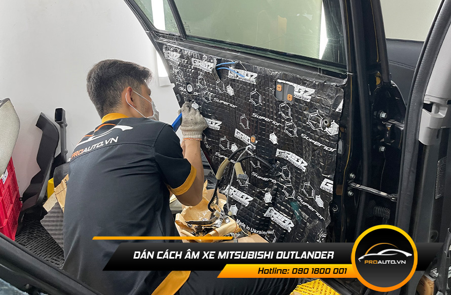 Cách âm chống ồn xe Mitsubishi Outlander vị trí cửa