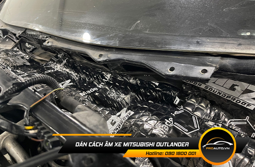 Cách âm chống ồn xe Mitsubishi Outlander vị trí khoang máy