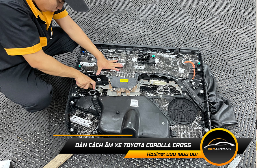 Cách âm chống ồn xe Toyota Corolla Cross