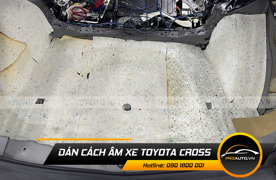 Cách âm chống ồn xe Toyota Cross