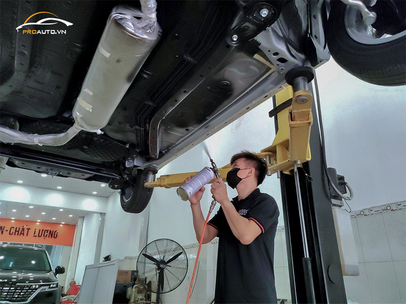 Cách âm gầm xe hơi