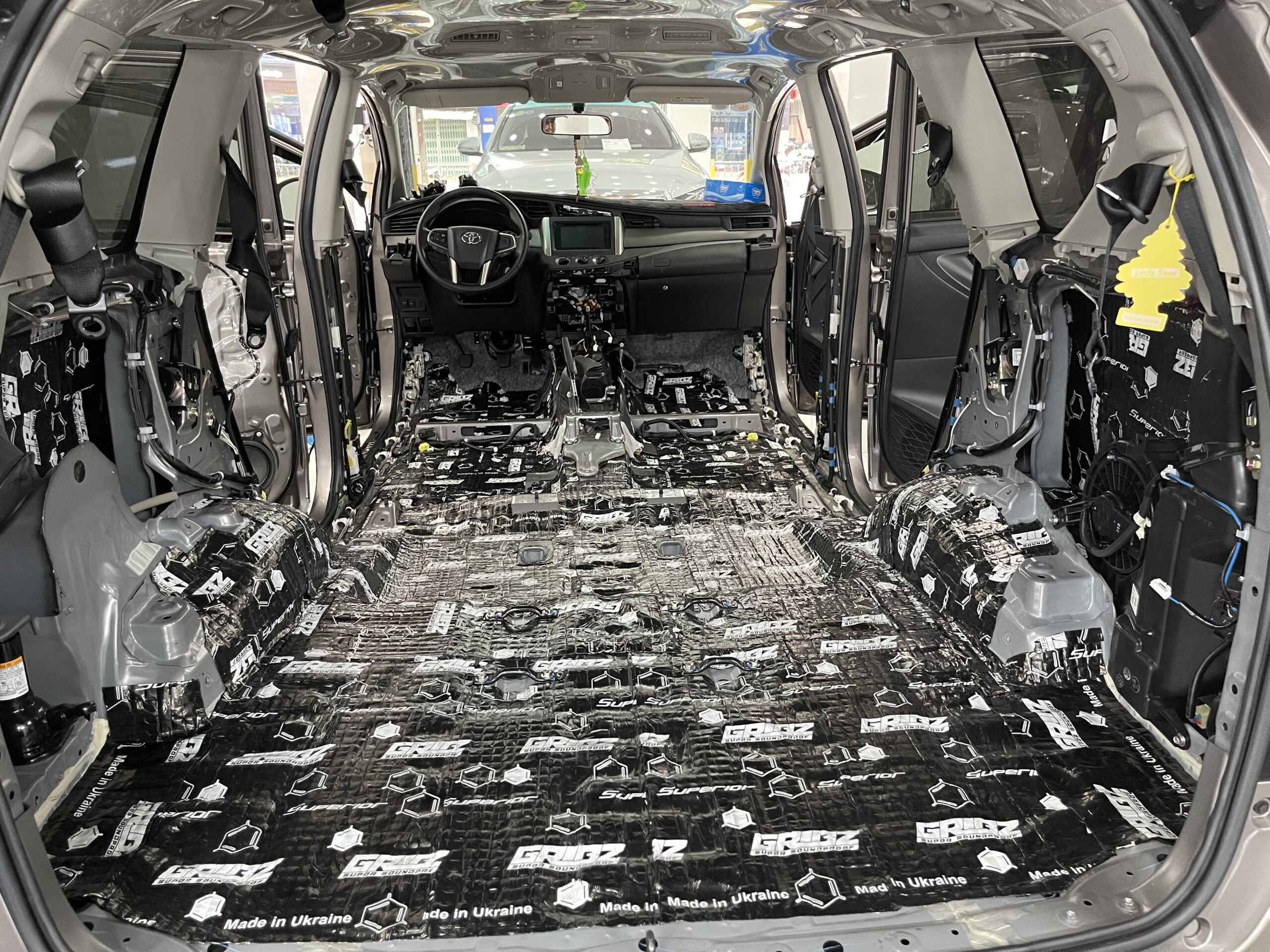 Cách Âm Toyota Innova - Ảnh 5