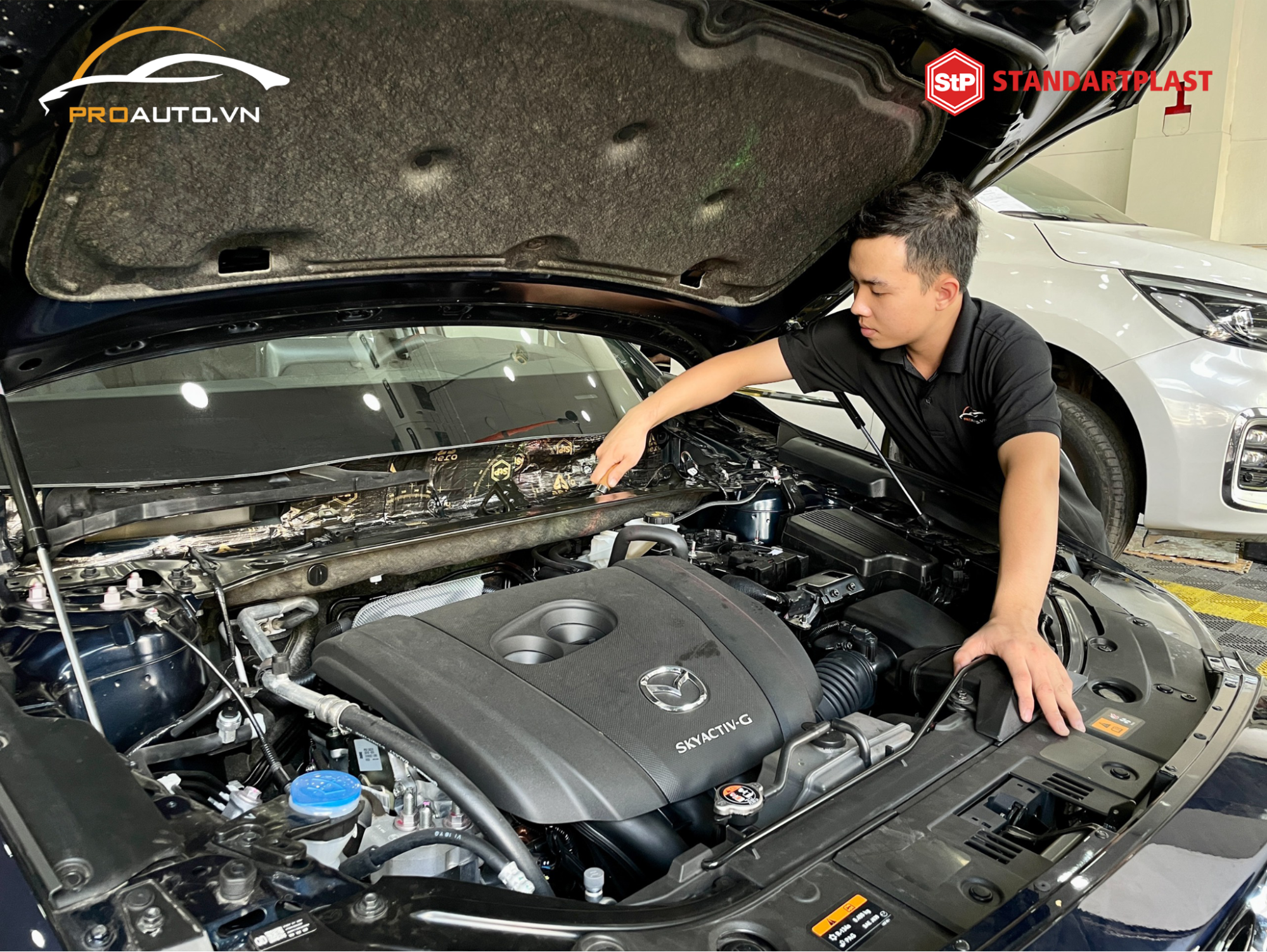 Cách âm khoang máy với vật liệu cách âm StP