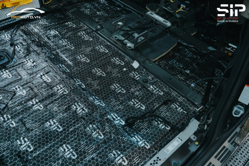 Cách âm sàn xe Mitsubishi Xpander