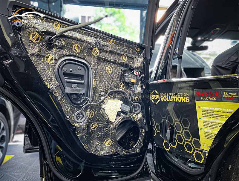 Cách âm StP Black Gold chính hãng