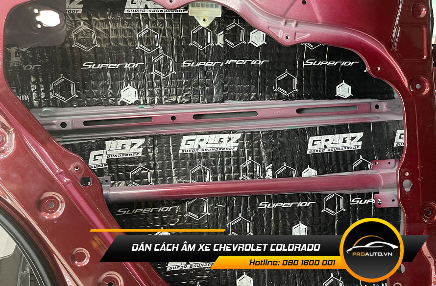 Cách âm xe Chevrolet Colorado - Ảnh 3