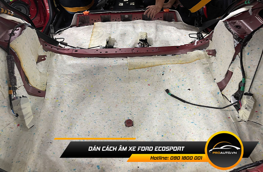 Thi công dán tiêu âm xe Ford EcoSport