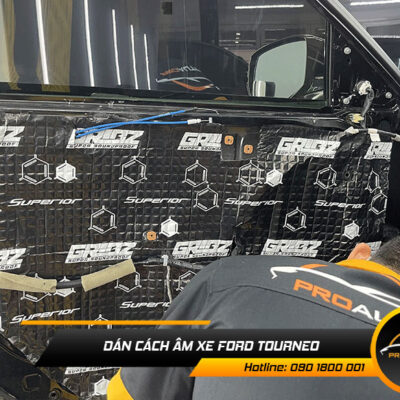 cach am xe Ford Tourneo 2 1