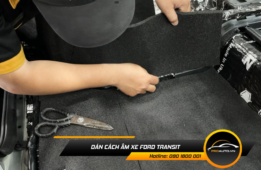 Cách âm xe Ford Transit - Ảnh 2