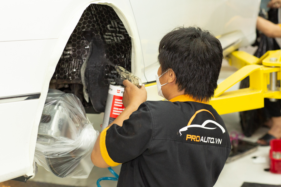 Xịt phủ hốc bánh cách âm chống ồn xe Honda Accord