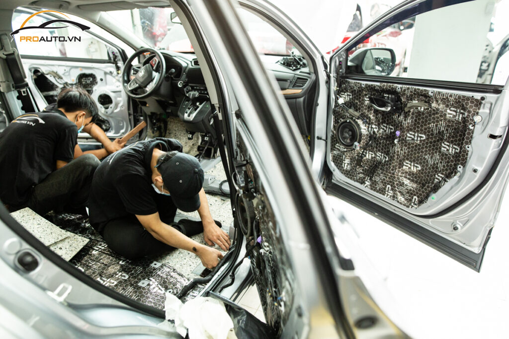Thi công cách âm chống ồn xe hơi chuyên nghiệp tại Proauto.vn