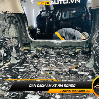cach am xe Kia Rondo 10 1
