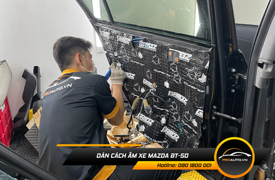 Cách âm chống ồn xe Mazda BT-50 mang lại nhiều tiện ích cho người lái