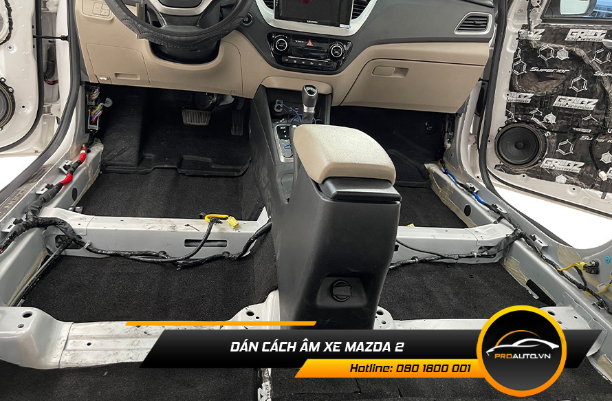 Dán tiêu âm chống ồn Mazda 2