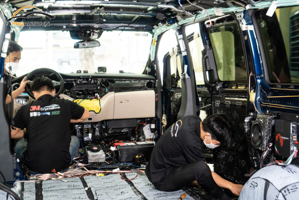 Cách âm xe Mercedes Benz V-Class là giải pháp nâng cáo hiệu quả chống ồn tốt nhất cho xe