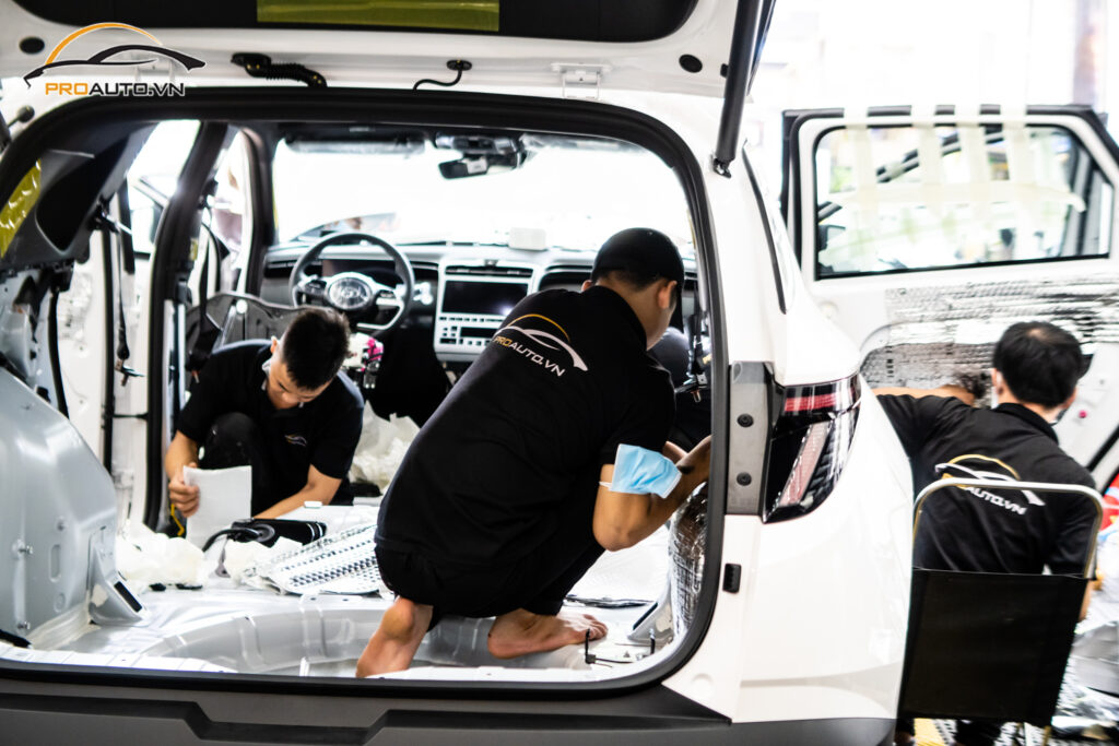 Cách âm xe Pajero Sport là giải pháp nâng cáo hiệu quả chống ồn tốt nhất cho xe