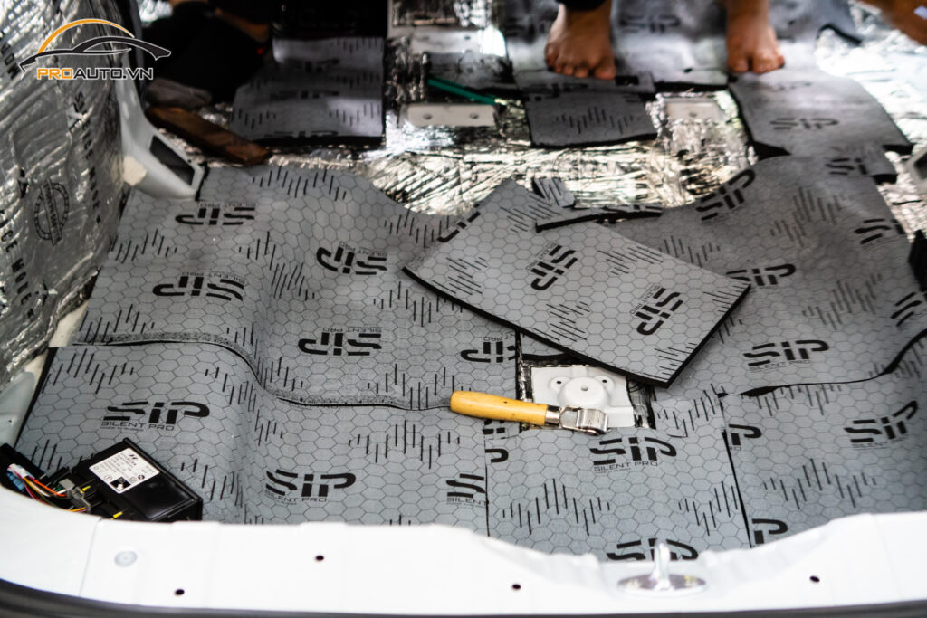 Dán tiêu âm chống ồn Pajero Sport