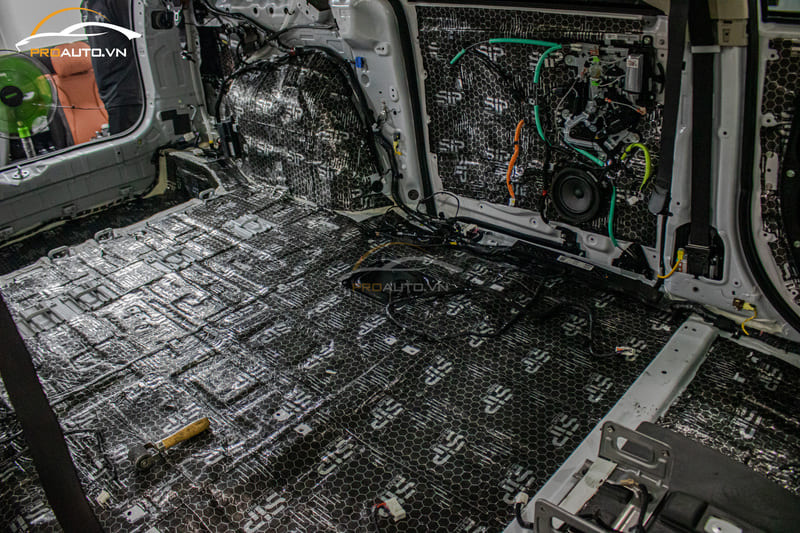 Cách âm chống ồn xe Kia Carnival: Bảng giá 2024 - Ảnh 3