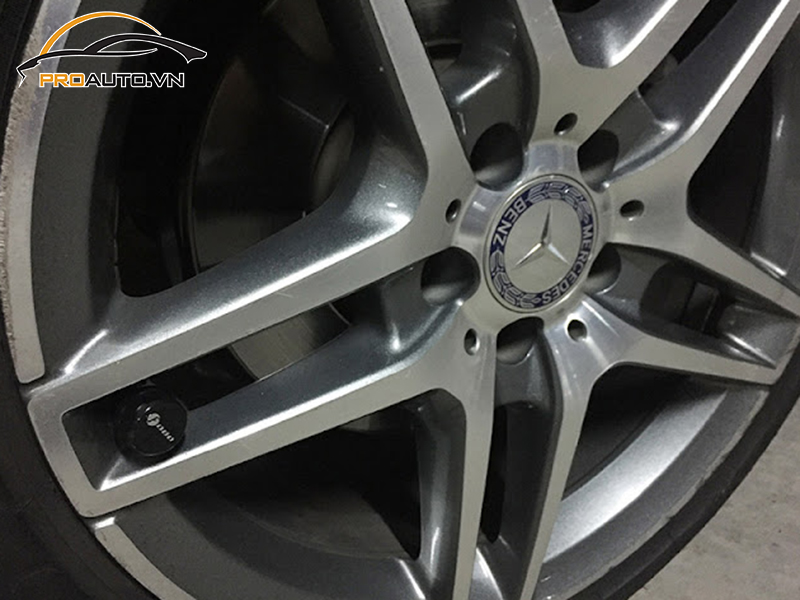 Lắp Cảm Biến Áp Suất Lốp Cho Xe Mercedes Benz A Class