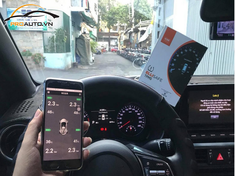 Lắp cảm biến áp suất lốp cho xe Hyundai Accent