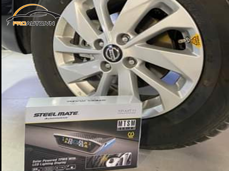 Lắp Cảm Biến Áp Suất Lốp Cho Xe Nissan Almera