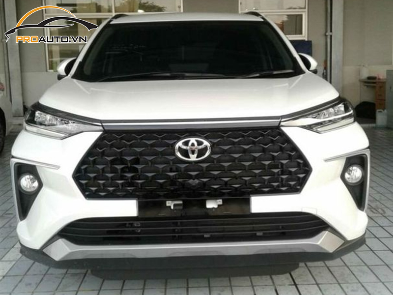 Lắp cảm biến áp suất lốp cho xe Toyota Avanza