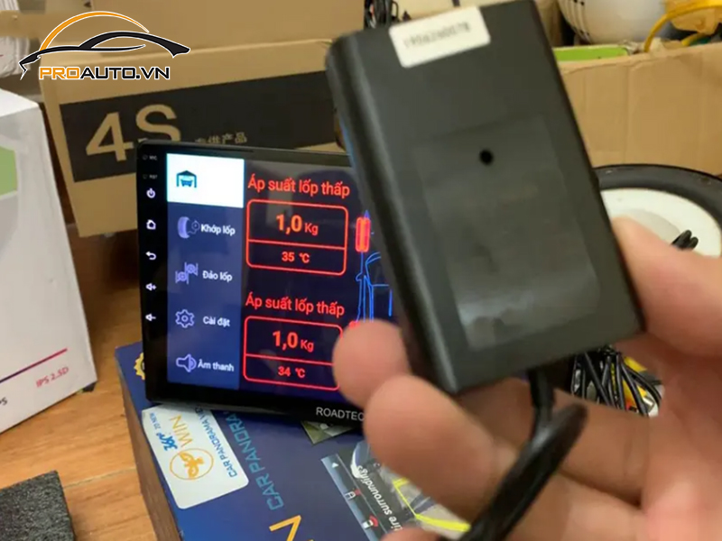 Lắp Cảm Biến Áp Suất Lốp Cho Xe Mercedes Benz CLA